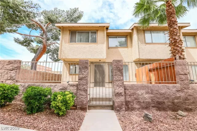 MLS: 2086648 Condo For Sale