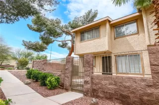 Photo #1: 2086648 Listing