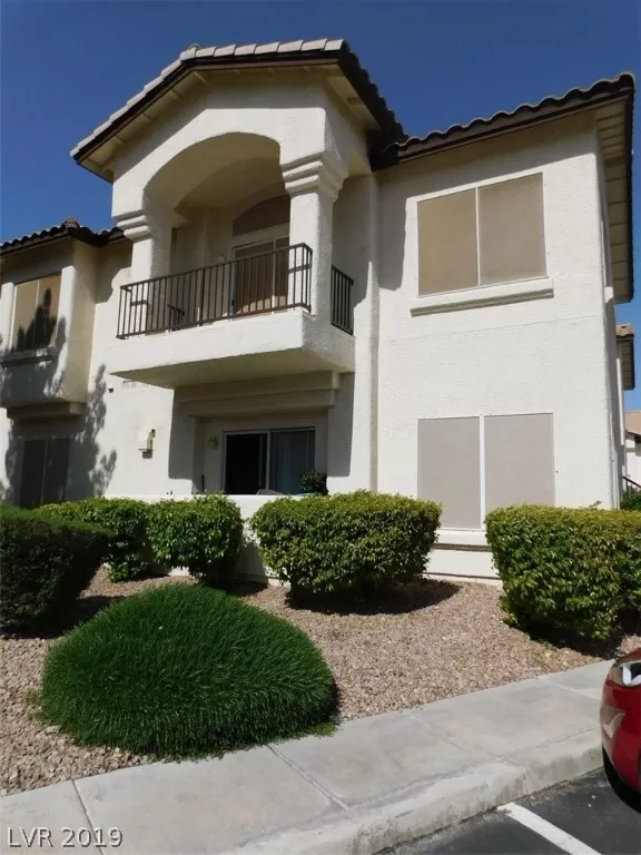 MLS: 2086688 Condo For Sale