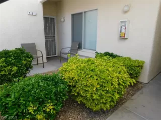 Photo #2: 2086688 Listing 