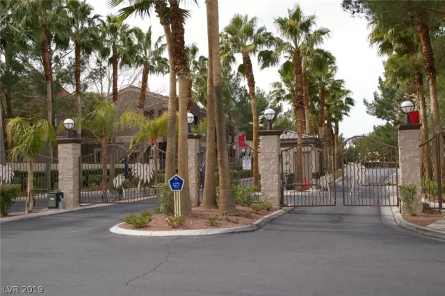 MLS: 2086698 Condo For Sale