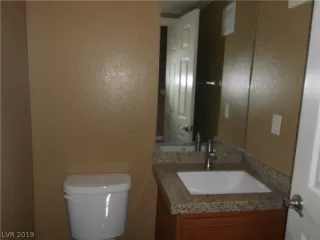 Photo #5: 2086723 Listing 