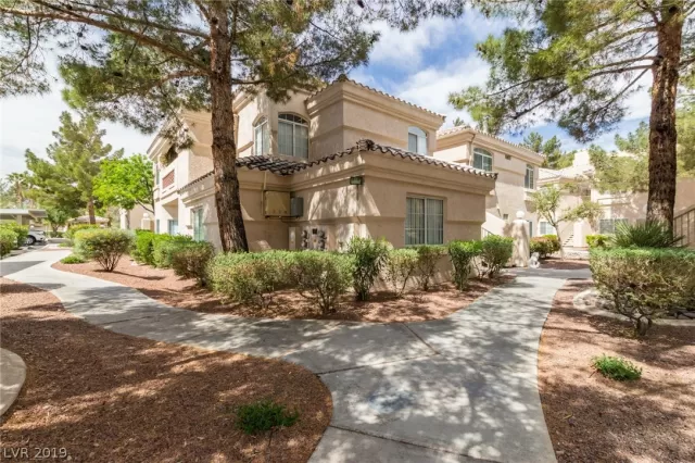 MLS: 2086733 Condo For Sale