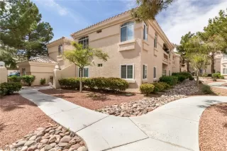 Photo #1: 2086733 Listing 