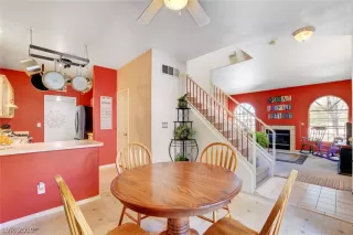 Photo #3: 2086758 Listing 