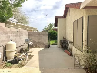 Photo #4: 2086776 Listing