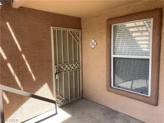 Photo #1: 2086792 Listing 