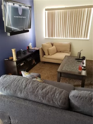 Photo #4: 2086799 Listing 