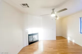 Photo #3: 2087002 Listing 