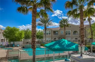 Photo #4: 2087115 Listing 