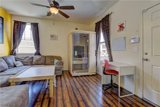 Photo #3: 2087140 Listing