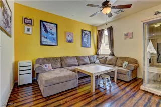 Photo #4: 2087140 Listing