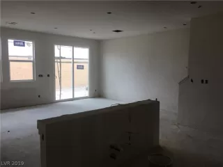 Photo #2: 2087205 Listing 