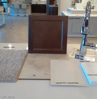 Photo #4: 2087205 Listing 