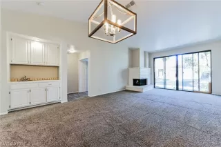 Photo #1: 2087215 Listing