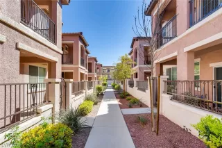 Photo #1: 2087307 Listing 