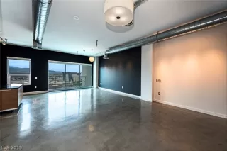 Photo #5: 2087316 Listing 