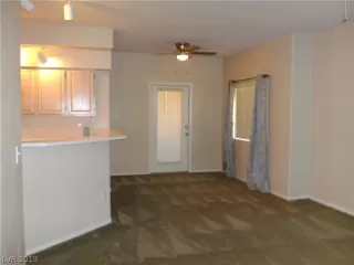 Photo #2: 2087406 Listing 