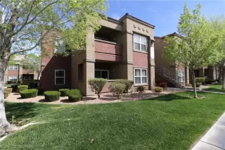 Photo #1: 2087409 Listing