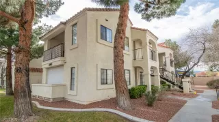 Photo #2: 2087411 Listing