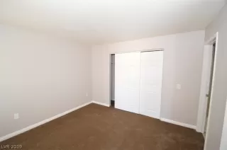 Photo #4: 2087417 Listing 