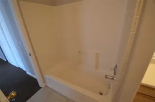 Photo #6: 2087417 Listing 