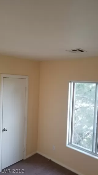 Photo #3: 2087442 Listing 