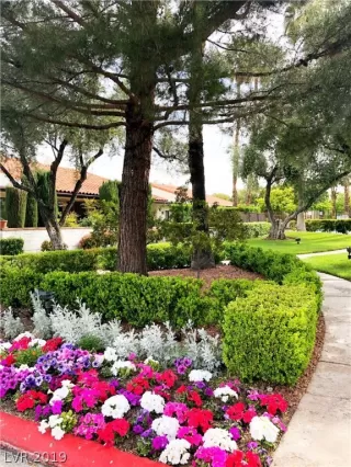 Photo #1: 2087447 Listing