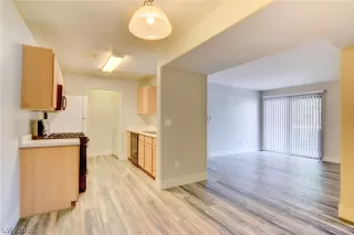 Photo #5: 2087485 Listing 