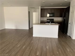 Photo #1: 2087495 Listing