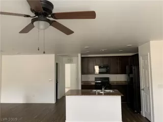 Photo #5: 2087495 Listing