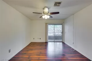 Photo #6: 2087507 Listing