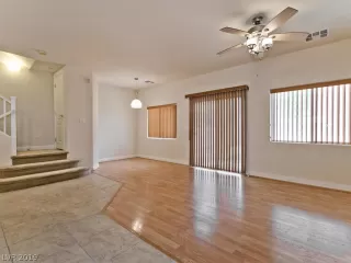 Photo #2: 2087582 Listing 