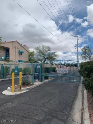 Photo #2: 2087617 Listing 