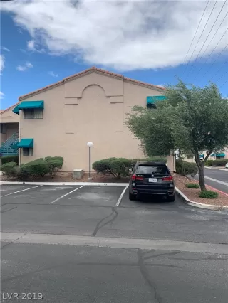 Photo #3: 2087617 Listing 