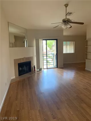 Photo #6: 2087617 Listing 