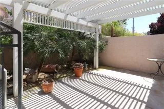 Photo #3: 2087658 Listing