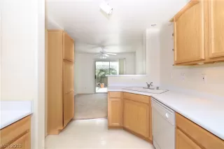 Photo #5: 2087658 Listing