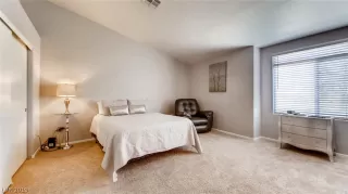 Photo #3: 2087679 Listing 