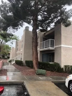 MLS: 2087701 Condo For Sale