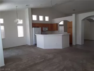 Photo #1: 2087774 Listing