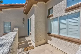 Photo #2: 2087781 Listing