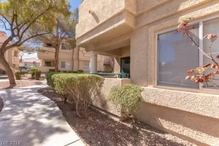 Photo #3: 2087795 Listing