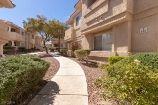 Photo #4: 2087795 Listing