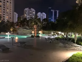 Photo #5: 2087809 Listing 