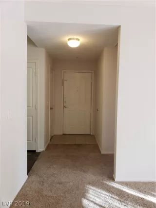 Photo #4: 2087907 Listing