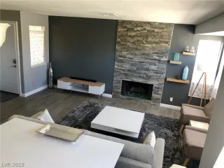 Photo #3: 2087945 Listing 