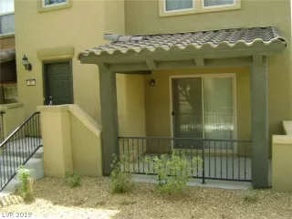 Photo #1: 2087987 Listing