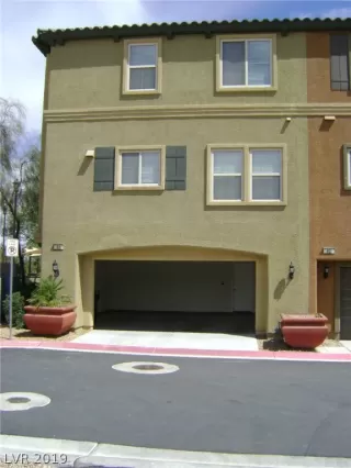 Photo #2: 2087987 Listing