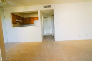 Photo #4: 2087989 Listing 